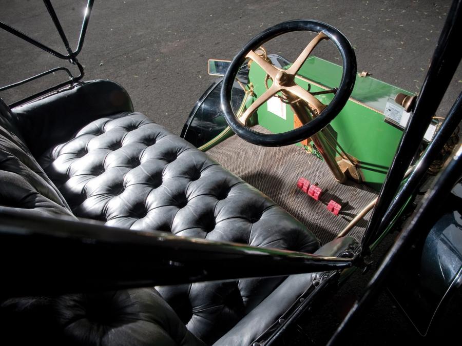  Rambler Model E Runabout 1903 года  (фото 2 из 2)